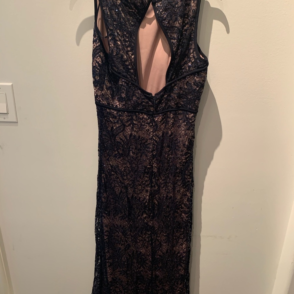 Gown - Picture 3 of 3